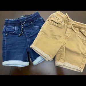 Bundle of 2 Shorts